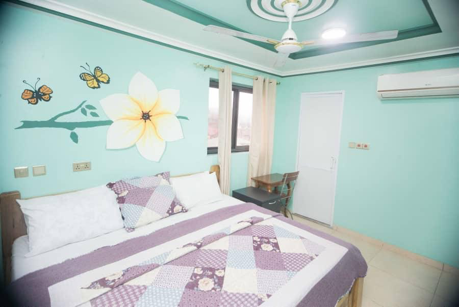 West Home Hotel-Ablekuman